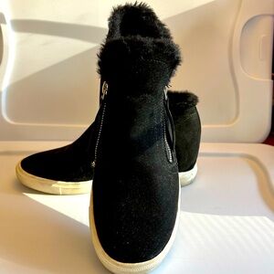 Madden Girl Women’s 9.5 Hidden Wedge Faux Fur & Suede Double Zipper Sneaker Shoe